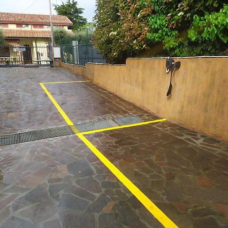 Garda Diamant Acomodação com café da manhã Desenzano del Garda Exterior foto